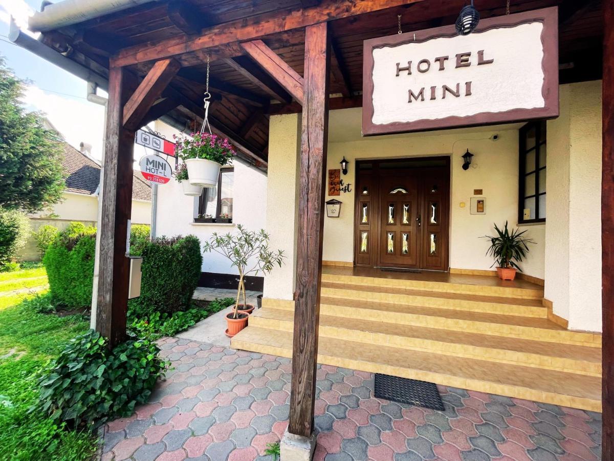 Hot-L Mini Hotel Nagykanizsa Exterior photo